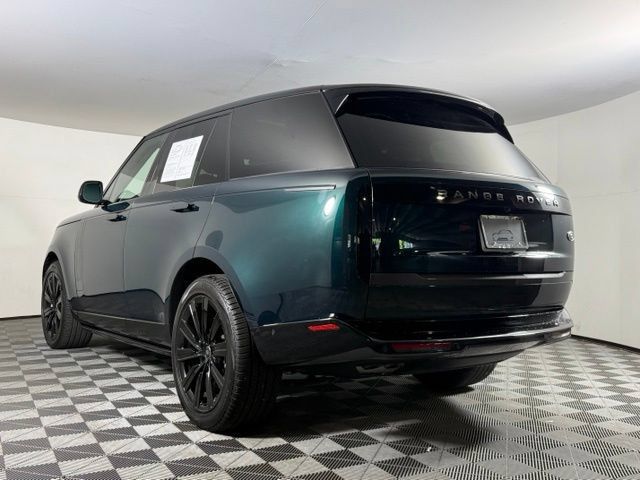 Used 2023 Land Rover Range Rover SE AWD/4WD image 4