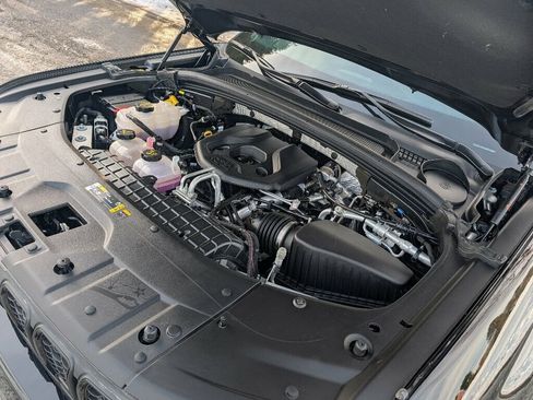 Used 2022 Jeep Grand Cherokee Trailhawk w/ Advanced Protech Group II image 60