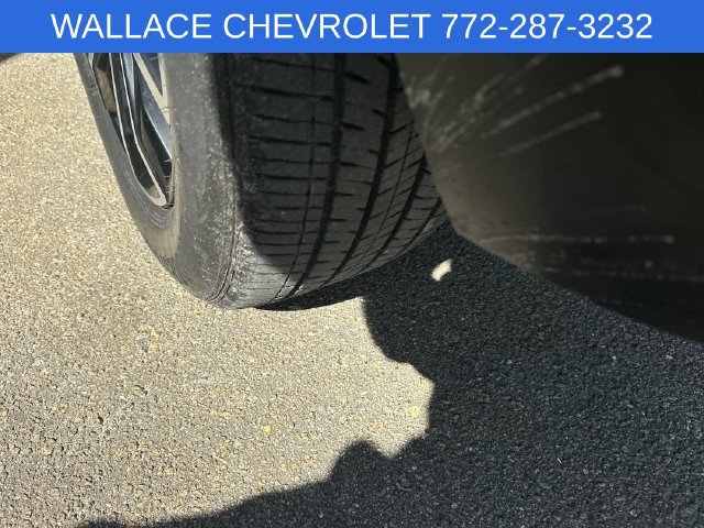 Used 2021 Chevrolet TrailBlazer ACTIV w/ Convenience Package AWD/4WD image 14