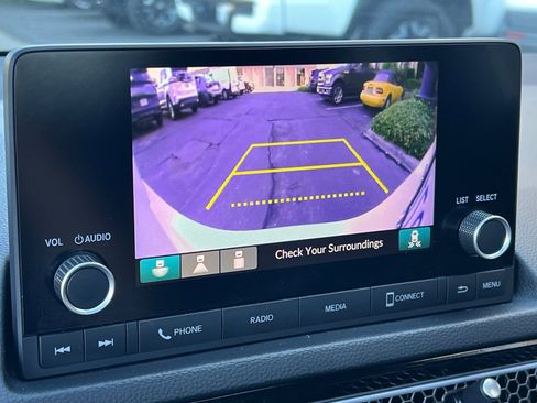 Used 2025 Honda Civic Sport image 18