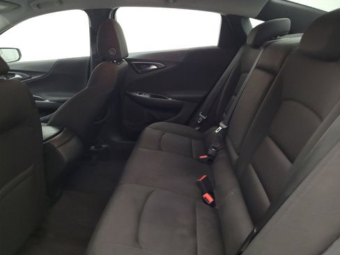 Used 2018 Chevrolet Malibu LS FWD image 18