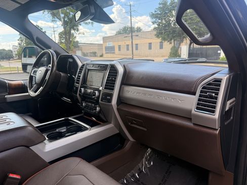 Used 2017 Ford F350 King Ranch w/ FX4 Off-Road Package image 14