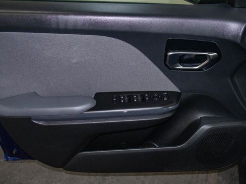 New 2025 Kia K4 EX image 10