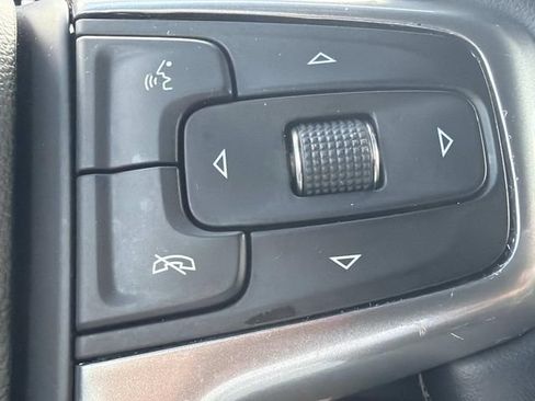 Used 2023 Chevrolet Suburban Premier AWD/4WD image 26