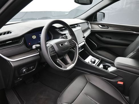 New 2026 Jeep Grand Cherokee Limited AWD/4WD image 19