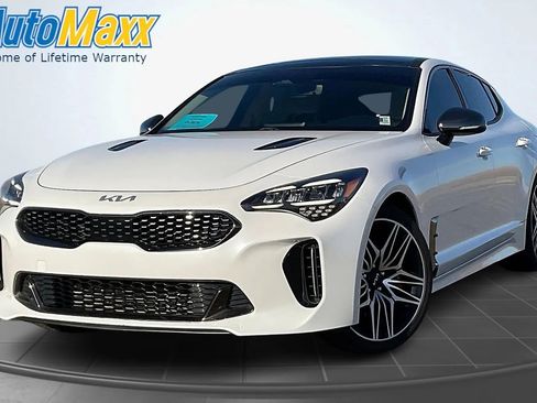 Used 2022 Kia Stinger GT1 RWD image 1