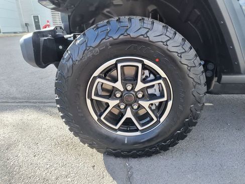 New 2026 Jeep Wrangler Rubicon image 10