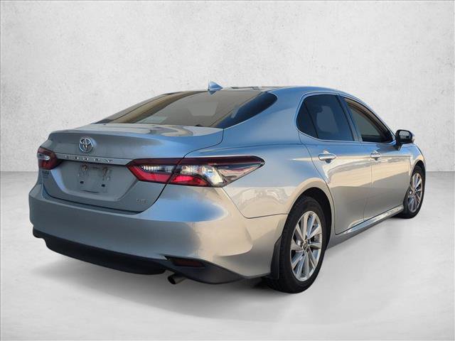 Used 2021 Toyota Camry LE FWD image 5