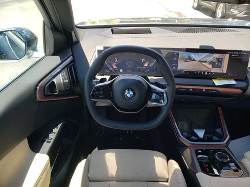 New 2026 BMW X3 xDrive30i w/ Premium Package AWD/4WD image 16