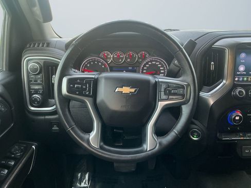 Used 2022 Chevrolet Silverado 1500 LT w/ Work Truck Package AWD/4WD image 13