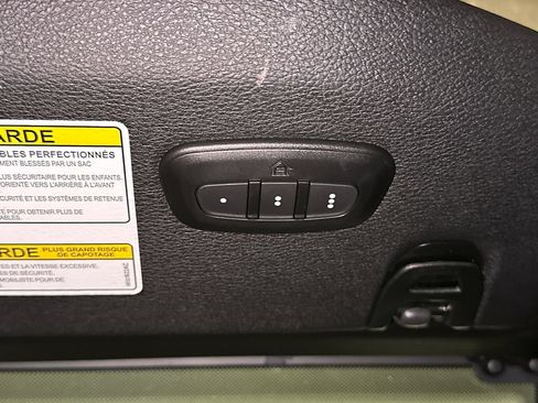 Used 2022 Jeep Wrangler Unlimited Rubicon 4xe w/ Cold Weather Group AWD/4WD image 29