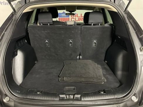 Certified 2020 Ford Escape SE image 11