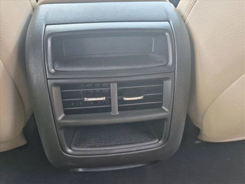 Used 2018 Cadillac XT5 FWD w/ LPO, Wheel Lock Package image 16