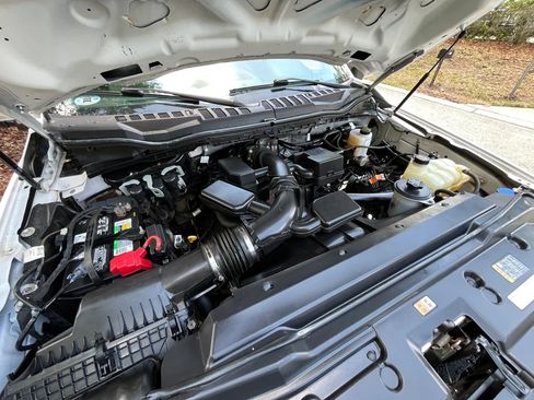 Used 2022 Ford F250 XL w/ Power Equipment Group AWD/4WD image 11