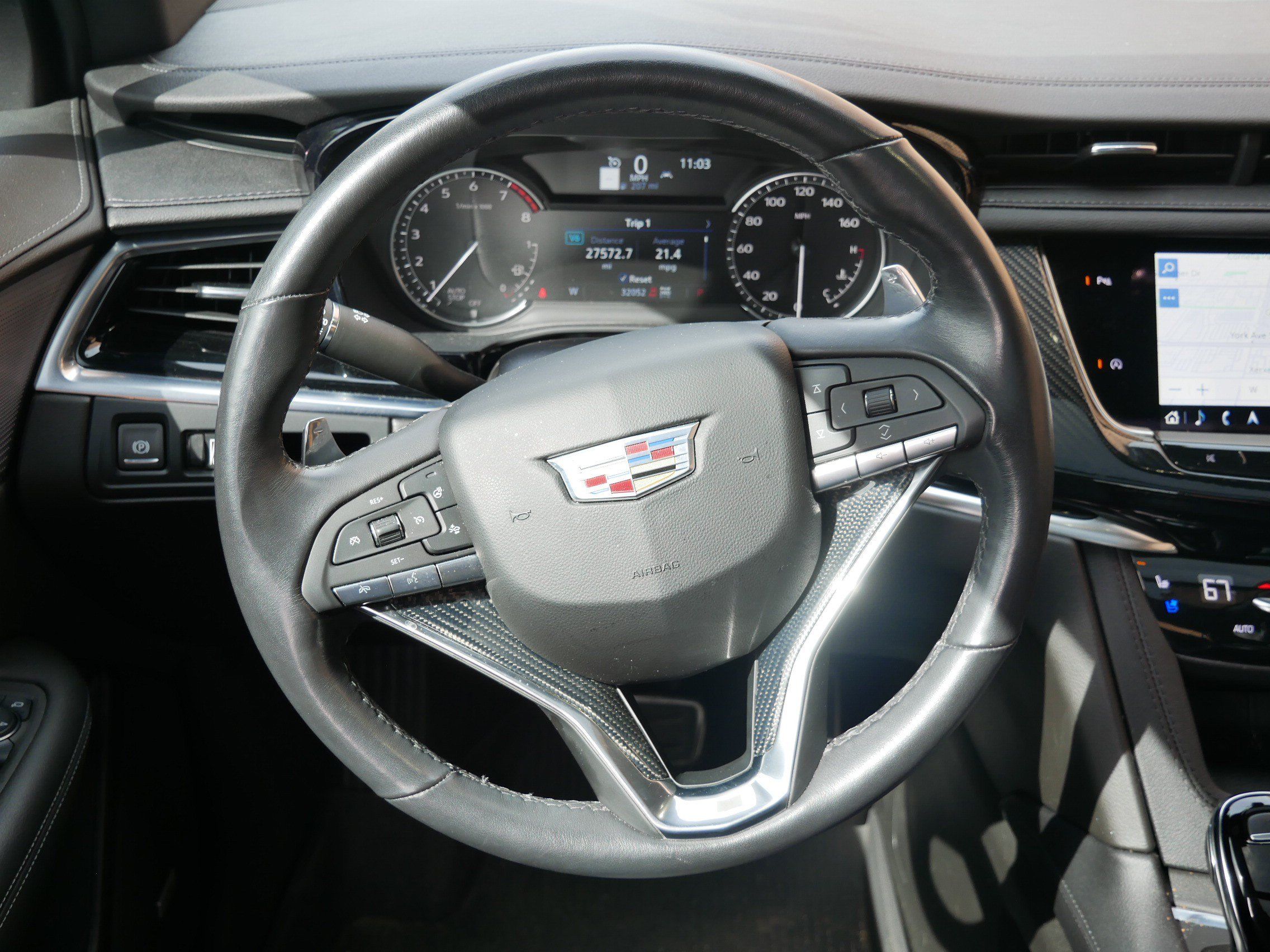 Used 2024 Cadillac XT6 Sport w/ LPO, ONYX Package AWD/4WD image 15