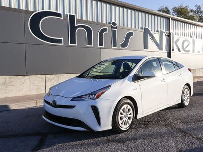 Used 2022 Toyota Prius LE
