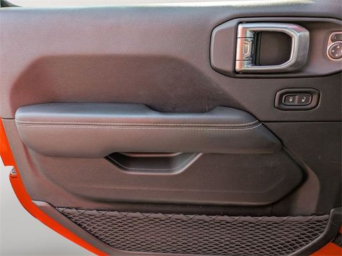 Used 2020 Jeep Gladiator Rubicon image 22