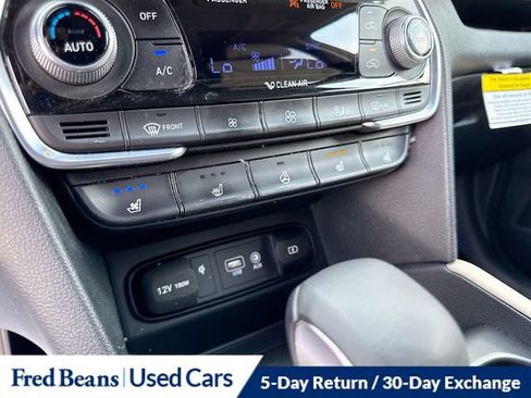Used 2019 Hyundai Santa Fe AWD image 23