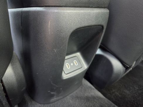 Used 2024 Hyundai Elantra Limited FWD image 16
