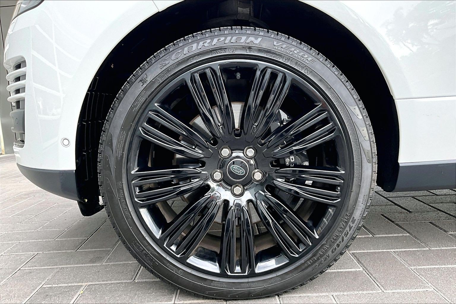 Certified 2022 Land Rover Range Rover P525 Westminster Edition AWD/4WD image 9