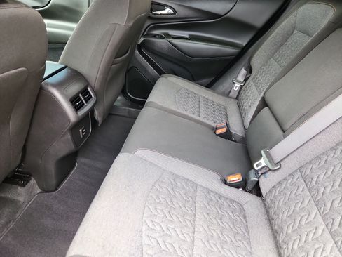 Used 2024 Chevrolet Equinox LT AWD/4WD image 15