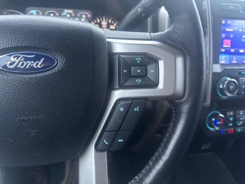 Used 2020 Ford F150 Lariat image 31