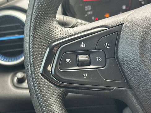 Used 2024 Chevrolet Trax LS FWD image 32