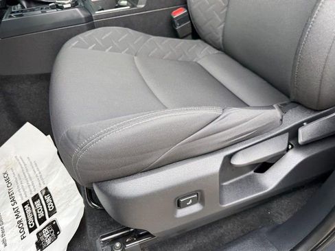 Used 2025 Toyota Tacoma SR5 image 17