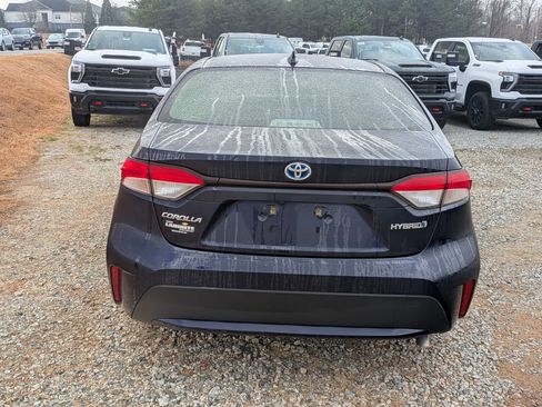 Used 2022 Toyota Corolla LE image 8