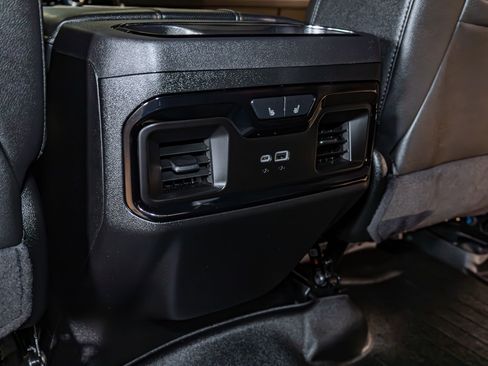 Used 2024 GMC Sierra 2500 AT4 w/ AT4 Preferred Package image 24