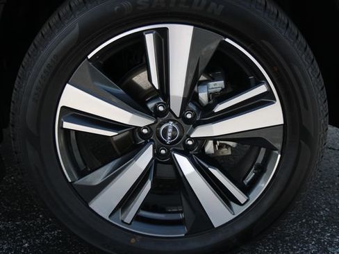 Certified 2023 Nissan Rogue Platinum FWD image 37