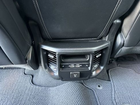 Used 2019 RAM 1500 Laramie image 27