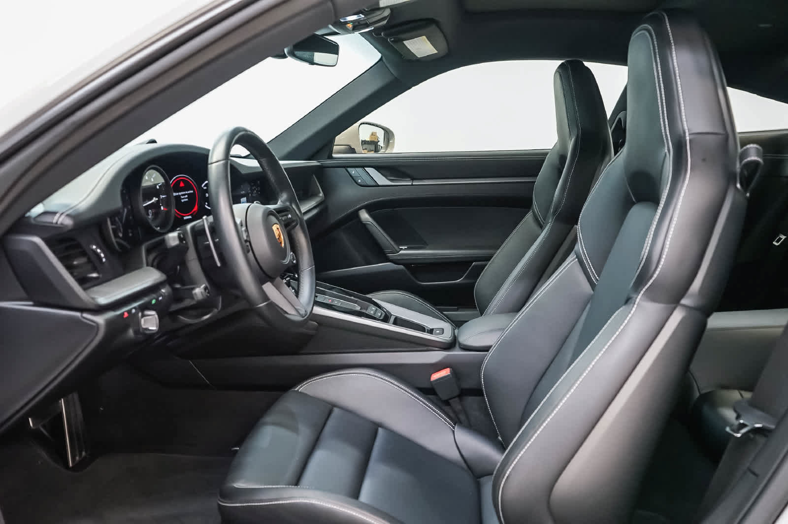 Certified 2022 Porsche 911 Carrera RWD image 23