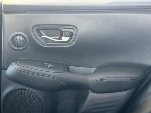 Certified 2023 Honda HR-V EX-L image 12