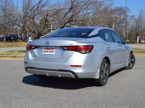 Used 2022 Nissan Sentra SV w/ Trunk Package image 4