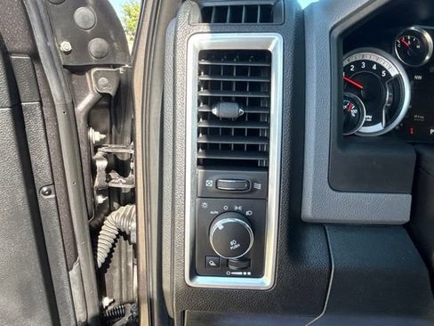 Used 2015 RAM 2500 Big Horn AWD/4WD image 14