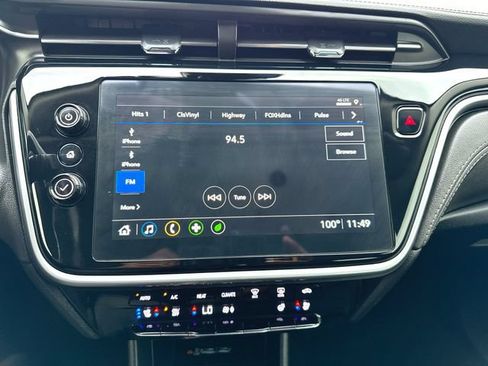 Used 2023 Chevrolet Bolt EUV LT w/ Convenience Package FWD image 13