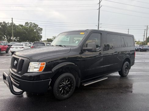 Used 2021 Nissan NV 3500 S RWD image 3