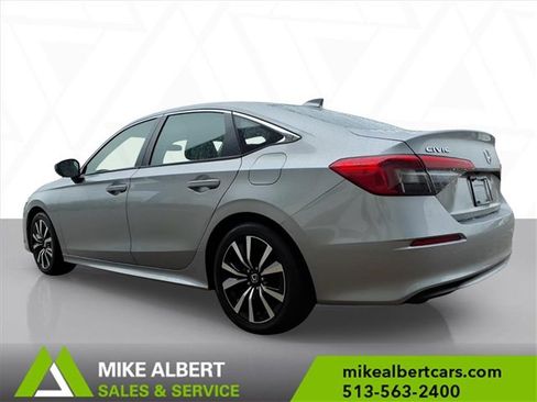 Used 2022 Honda Civic EX image 5