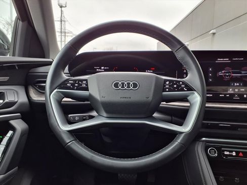 Used 2025 Audi Q5 Premium Plus w/ Premium Plus image 14