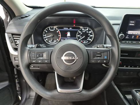 Used 2024 Nissan Rogue SV AWD/4WD image 15