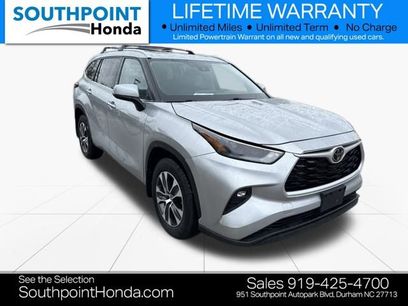 Used 2022 Toyota Highlander XLE