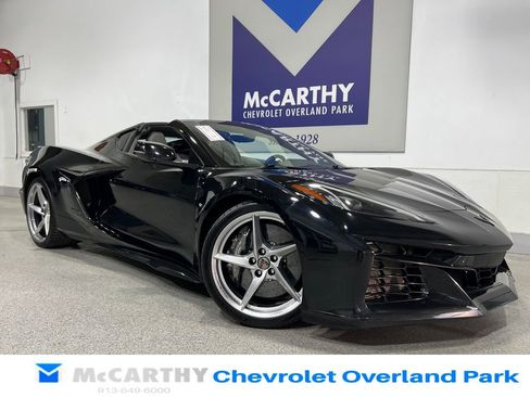 Used 2024 Chevrolet Corvette E-Ray AWD/4WD image 1