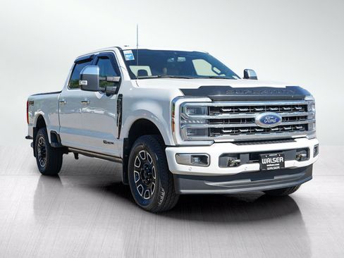 Used 2023 Ford F250 Platinum AWD/4WD image 7