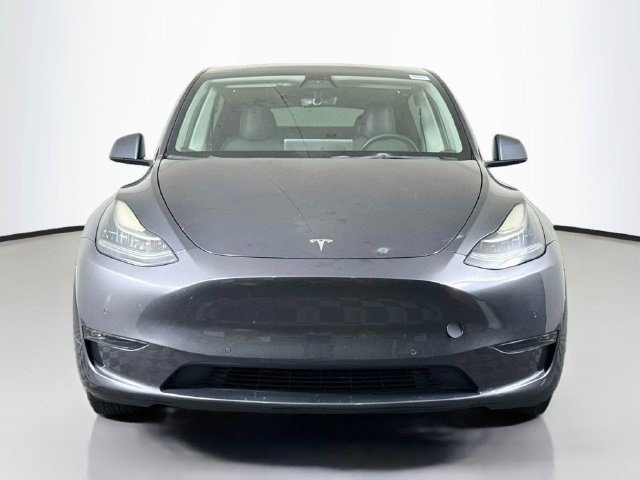 Used 2022 Tesla Model Y Long Range AWD/4WD image 2