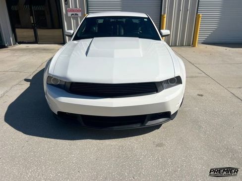 Used 2012 Ford Mustang GT Premium w/ Brembo Brake Pkg RWD image 35