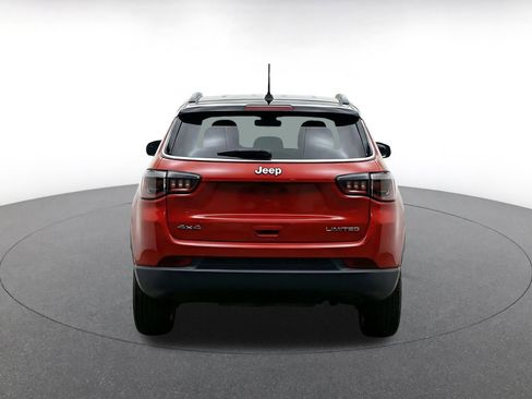 Used 2025 Jeep Compass Limited AWD/4WD image 8