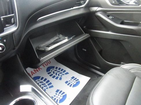 Certified 2023 Chevrolet Traverse Premier w/ Redline Edition image 14