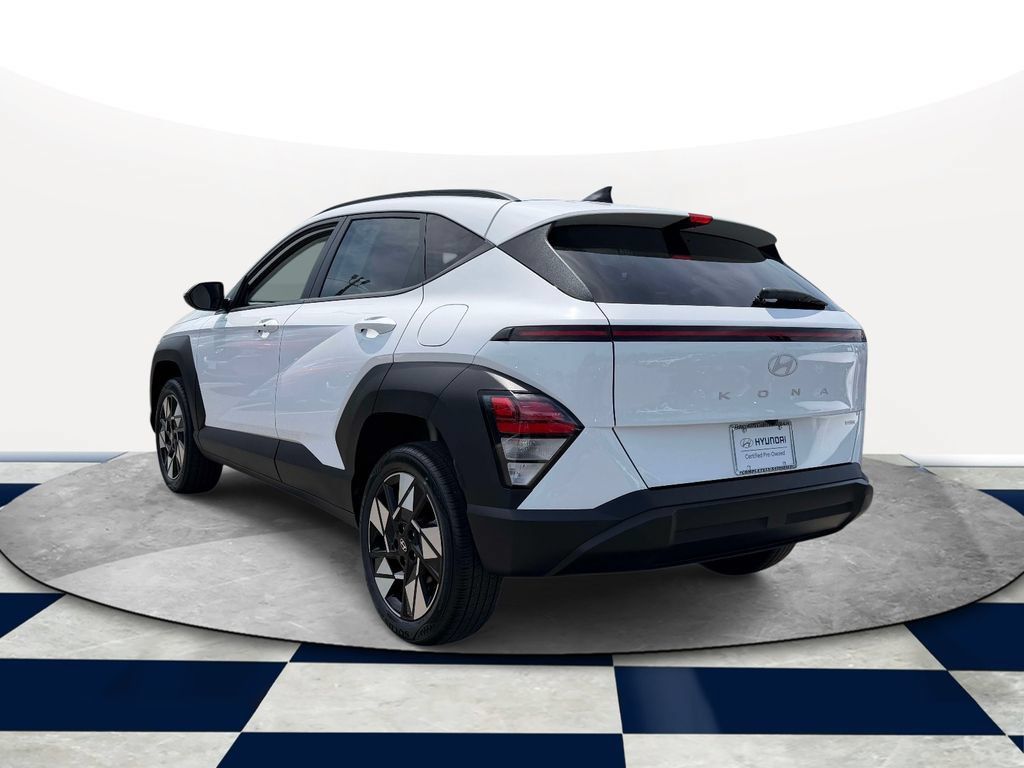 Used 2024 Hyundai Kona SEL AWD/4WD image 5