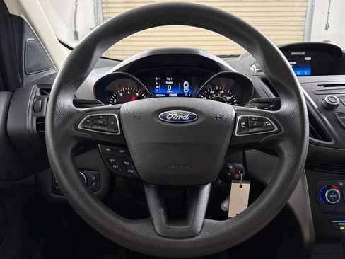 Used 2017 Ford Escape SE image 13